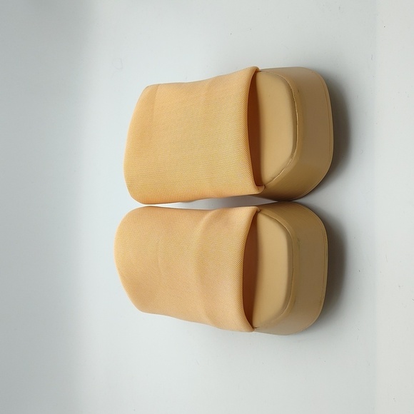 New Platform Sandal in Tan/Peach by Dreampairs Size 9 - Picture 4 of 10